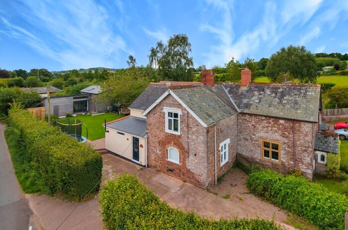 4 Bedroom Semi-Detached House For Sale In Dairy Cottage, Mutterton, Cullompton, Devon, EX15