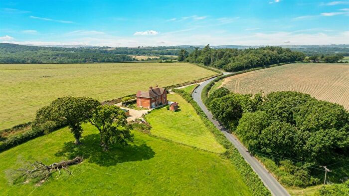 4 Bedroom Detached House For Sale In Rural Outskirts Of Wootton, PO33