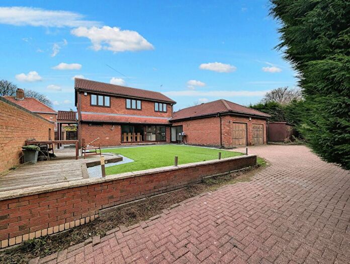 4 Bedroom Detached House For Sale In Sunderland Road, South Shields, NE34