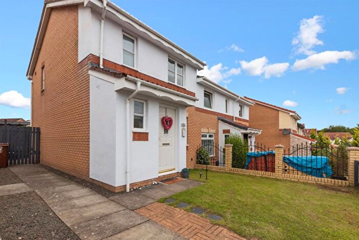 3 Bedroom House For Sale In Murray Crescent, Newmains, Wishaw, ML2