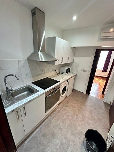 1 Bedroom Flat To Rent In West Ham Lane, London, E15