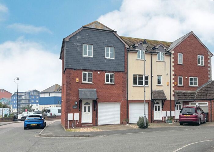 4 Bedroom End Of Terrace House For Sale In Shelly Reach, Exmouth, EX8