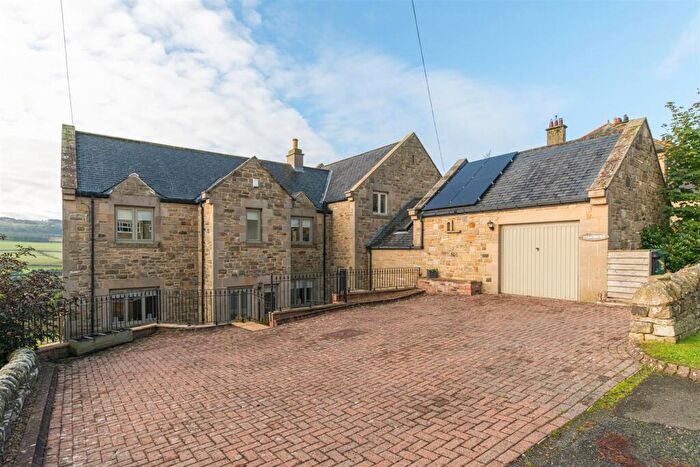 4 Bedroom Link Detached House For Sale In Strathview, Haydon Bridge, Hexham, Northumberland, NE47