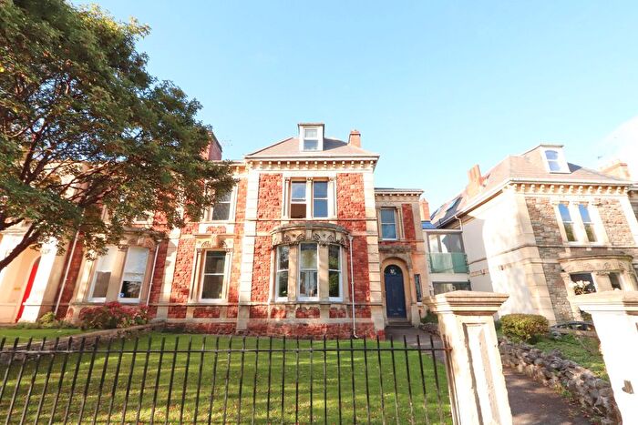 10 Bedroom Detached House To Rent In Oakfield Road, Clifton, Bristol, BS8