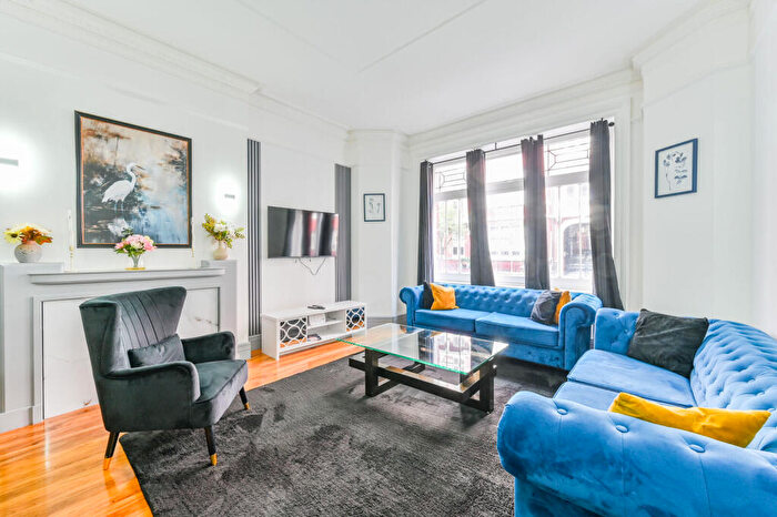 5 Bedroom Flat To Rent In Cabbell Street, Marylebone, London, NW1