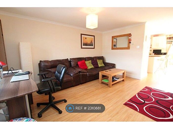 3 Bedroom Terraced House To Rent In Ash Keys, Crawley, RH10