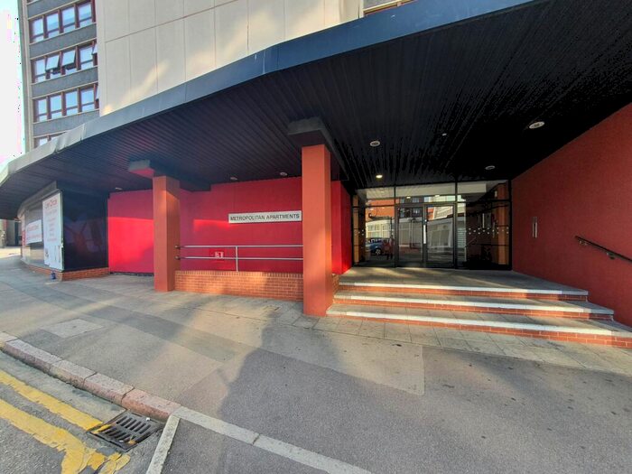 2 Bedroom Flat To Rent In Lee Circle, City Centre, Leicester, LE1