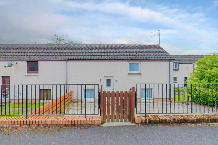 3 Bedroom Semi-Detached House For Sale In Johnston Gardens North, Peterculter, Aberdeenshire, AB14