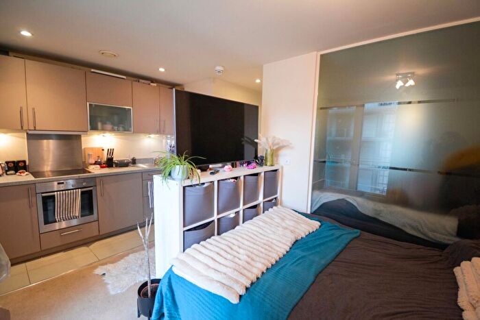 Studio For Sale In Blackfriars Road, Salford, M3