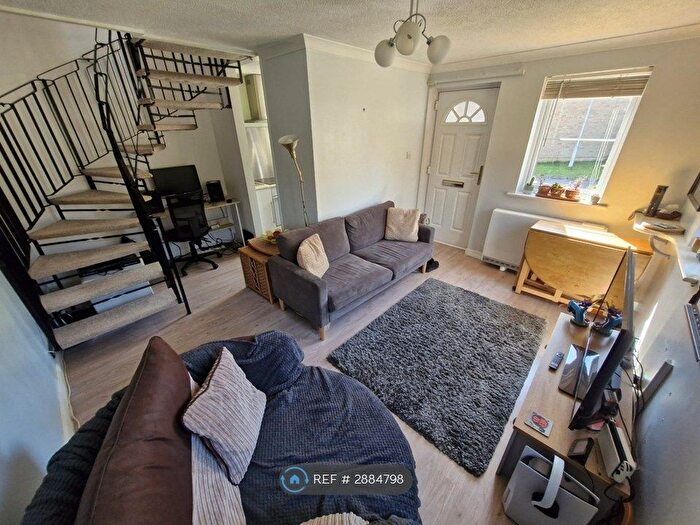 1 Bedroom Terraced House To Rent In Berstead Close, Lower Earley, Reading, RG6