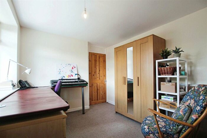 3 Bedroom Terraced House For Sale In Maynard Road, Hartcliffe, Bristol, BS13