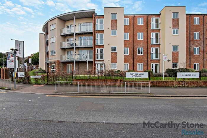 2 Bedroom Flat For Sale In Elkington House, Charlton Green, Dover, CT16