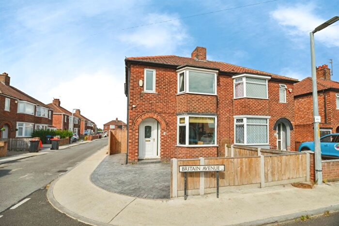 3 Bedroom Semi Detached House For Sale In Britain Avenue, Middlesbrough, TS5