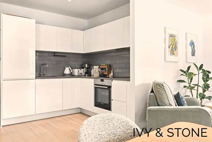 1 Bedroom Flat For Sale In Banyan Court, Royal Wharf, E16