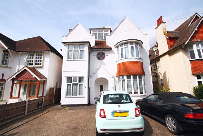 3 Bedroom Flat To Rent In Crowstone Road, Westcliff-On-Sea, SS0