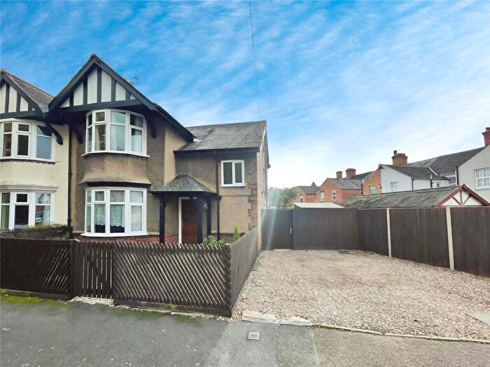 3 Bedroom Semi-Detached House For Sale In Lime Avenue, Loughborough, Leicestershire, LE11