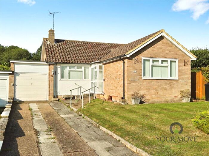 2 Bedroom Bungalow For Sale In Stanmer Drive, Eastbourne, East Sussex, BN22