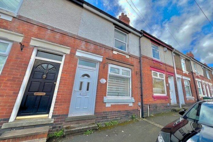 2 Bedroom Terraced House To Rent In Oakeswell Street, Wednesbury, WS10