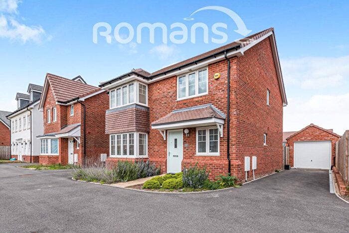 4 Bedroom Detached House To Rent In Westall Street, Shinfield, Reading, RG2