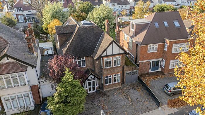 5 Bedroom Detached House For Sale In Cole Park Road, Twickenham, TW1