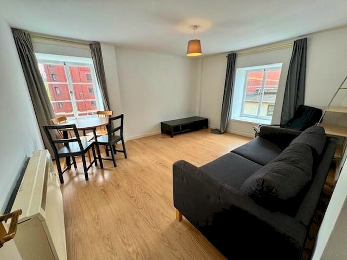 2 Bedroom Flat To Rent In Shore, Edinburgh, EH6