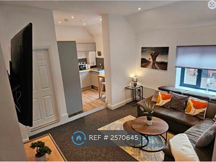 2 Bedroom Flat To Rent In Congleton Road, Sandbach, CW11