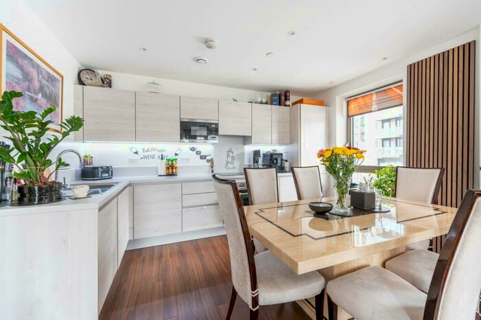 3 Bedroom Flat To Rent In Olympic Way, Wembley Park, Wembley, HA9