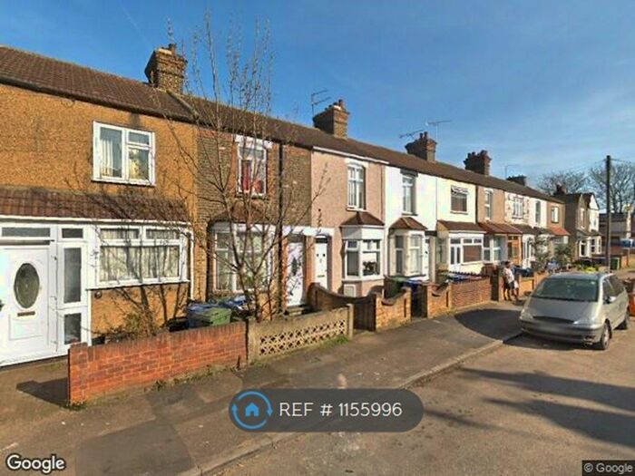 3 Bedroom Terraced House To Rent In Kent Road, Grays RM17