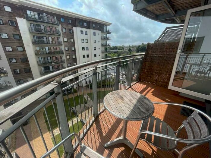 1 Bedroom Apartment To Rent In Roma, Watkiss Way, Cardiff, CF11