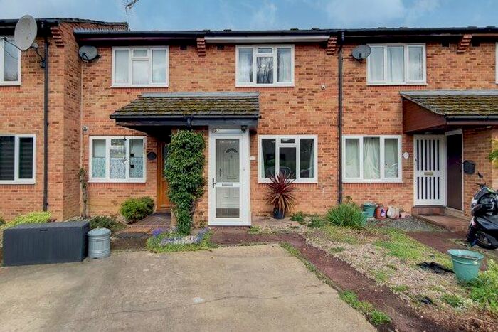 2 Bedroom Terraced House To Rent In Friars Avenue, London, SW15