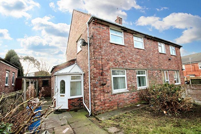 3 Bedroom Semi-Detached House To Rent In Youatt Avenue, Prescot, L35