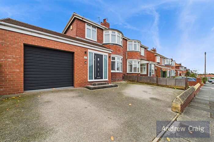3 Bedroom Semi Detached House For Sale In Dartford Road, South Shields, NE33