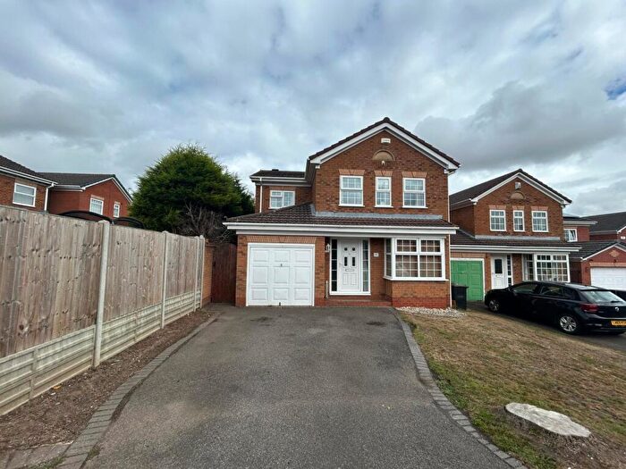4 Bedroom Detached House For Sale In Tewkesbury Drive, Bedworth, Warwickshire, CV12