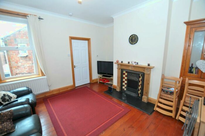 4 Bedroom Maisonette To Rent In Mayfair Road, Newcastle Upon Tyne, NE2