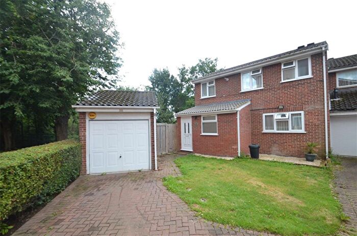 3 Bedroom Semi-Detached House To Rent In Aylsham Drive, Ickenham, UB10