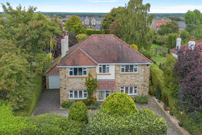 5 Bedroom Detached House For Sale In Wetherby ~ Spofforth Hill, LS22