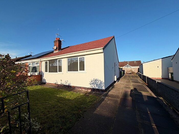 2 Bedroom Semi-Detached House For Sale In Windermere Avenue, Denton, Manchester, M34