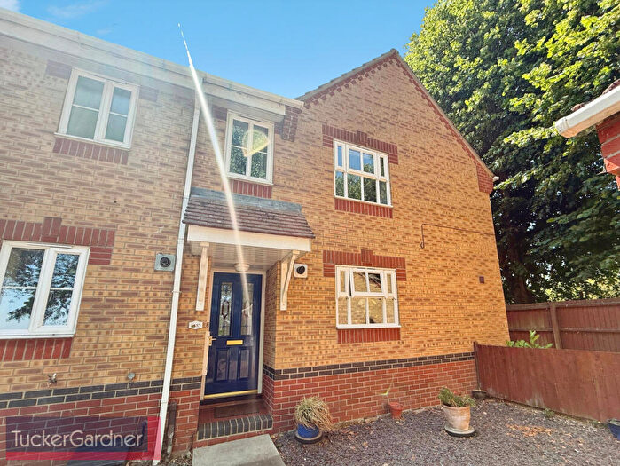2 Bedroom Semi Detached House To Rent In Morton Close, Ely, CB7