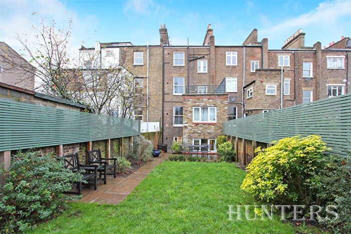 2 Bedroom Flat To Rent In Dagmar Road, SE5