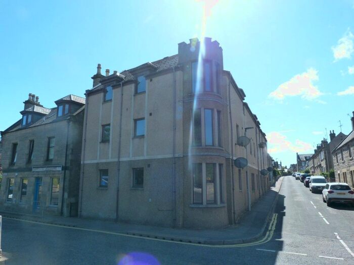 3 Bedroom Maisonette To Rent In St. Marys Court, South Street, Elgin, IV30