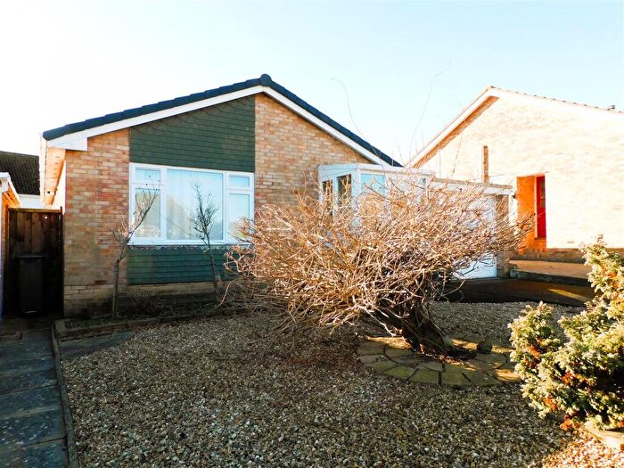 3 Bedroom Detached Bungalow For Sale In Scalwell Park, Seaton, EX12