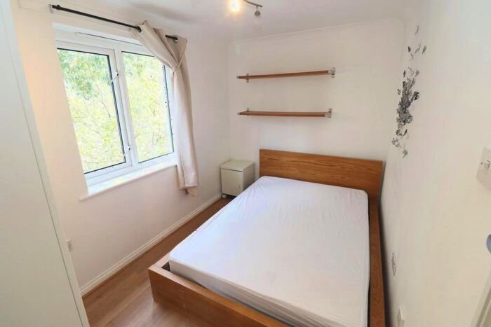 1 Bedroom House To Rent In Blair Street, London, E14