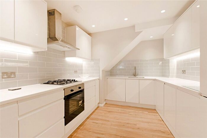 3 Bedroom Flat To Rent In Henshall Street, Canonbury, N1