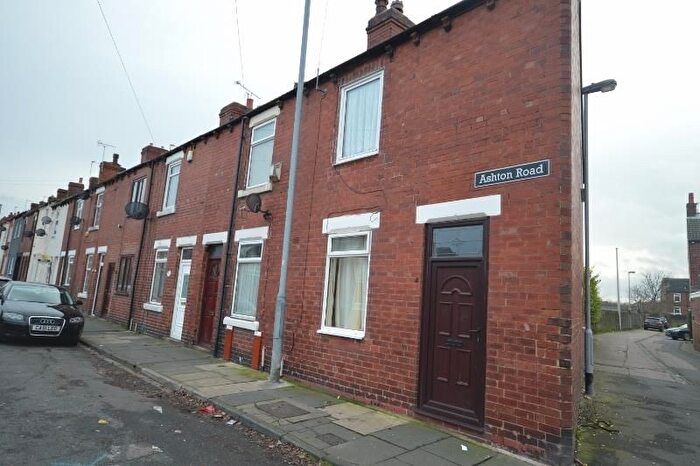 2 Bedroom End Terrace House To Rent In Ashton Road, Castleford, WF10