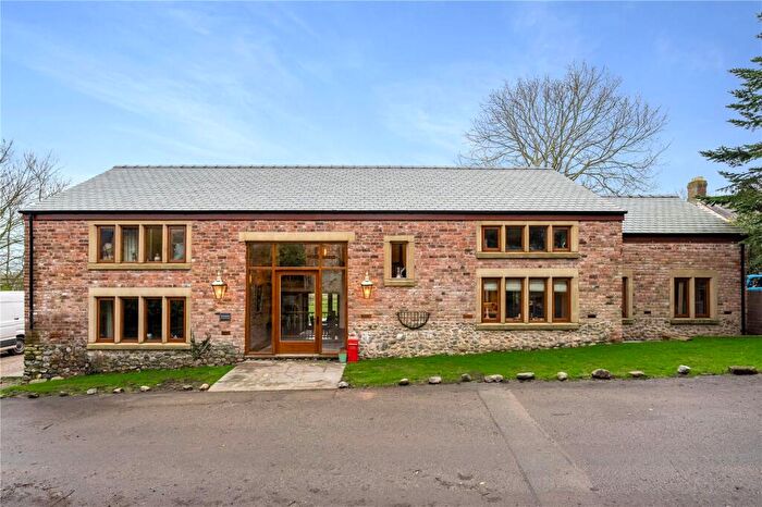 4 Bedroom Barn Conversion For Sale In Staynall Lane, Hambleton, Poulton-le-Fylde, Lancashire, FY6