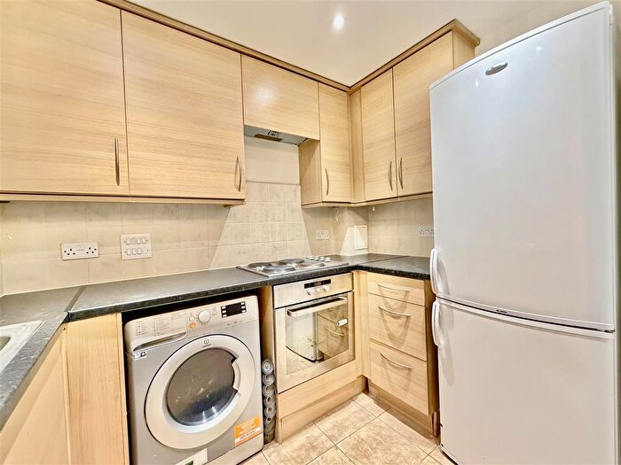 1 Bedroom Flat To Rent In Berberis House, Highfield Road, Feltham, TW13