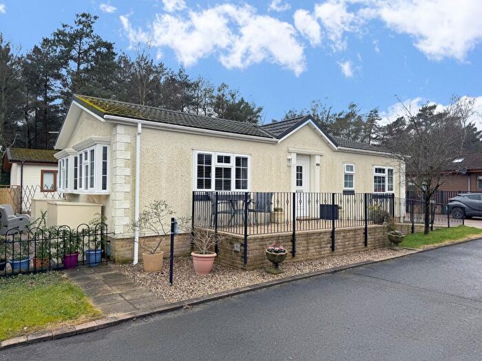 2 Bedroom Park Home For Sale In Tall Trees Park, Matchams Lane, Christchurch, Dorset, BH23