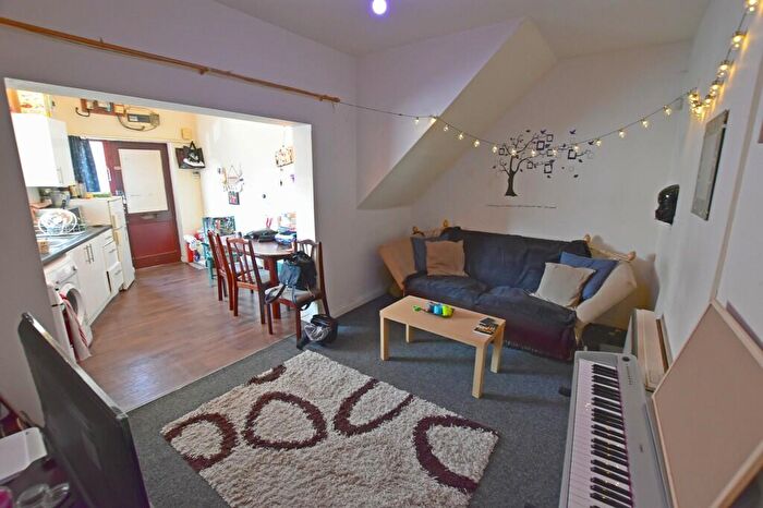 1 Bedroom Flat To Rent In Mansfield Road, City Centre, NG1