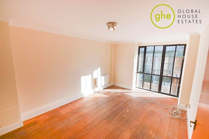1 Bedroom Flat To Rent In Taffrail House, Isle Of Dogs, London, E14