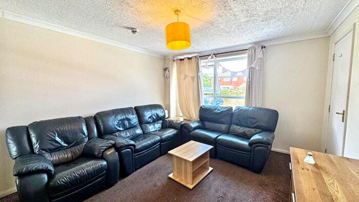 5 Bedroom Terraced House To Rent In Sullivan Close, Colchester, Essex, CO4
